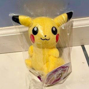Pikachu Look At My Tail Plush